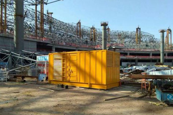 紫云发电机出租如何判断空气滤清器是否需要更换？