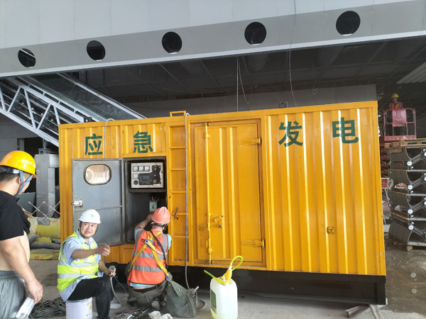紫云怎样判断空气滤清器是否需要更换？