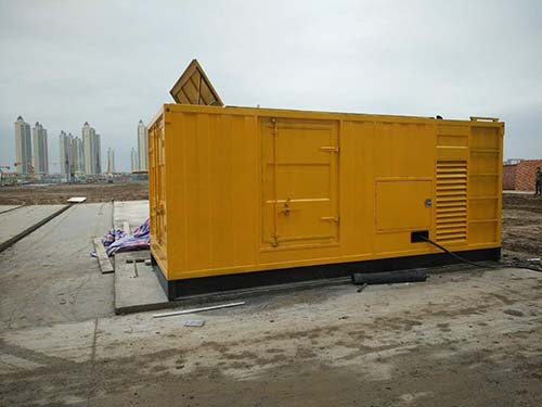 紫云合同中关于乙方责任导致工期延误的赔偿标准应该如何制定?